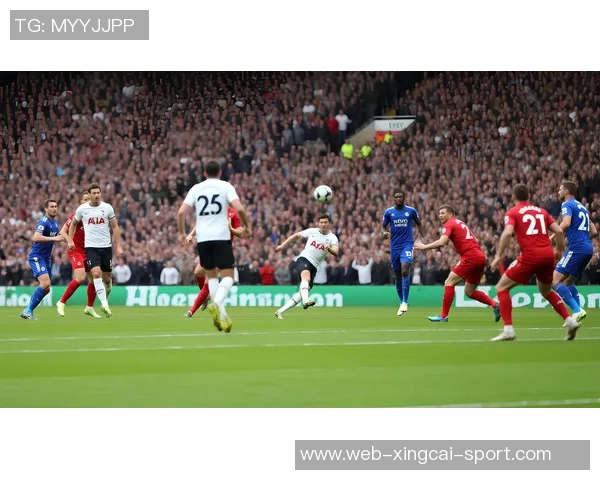 热爱足球的心声与梦想分享让我们一起感受绿茵场上的激情与快乐 热爱足球的心声与梦想分享让我们一起感受绿茵场上的激情与快乐