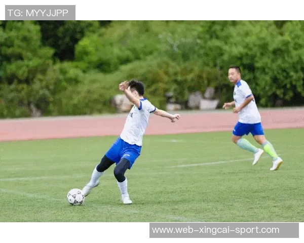 足球导航皇冠助你轻松掌握赛事动态与精彩分析尽享足球盛宴 足球导航皇冠助你轻松掌握赛事动态与精彩分析尽享足球盛宴